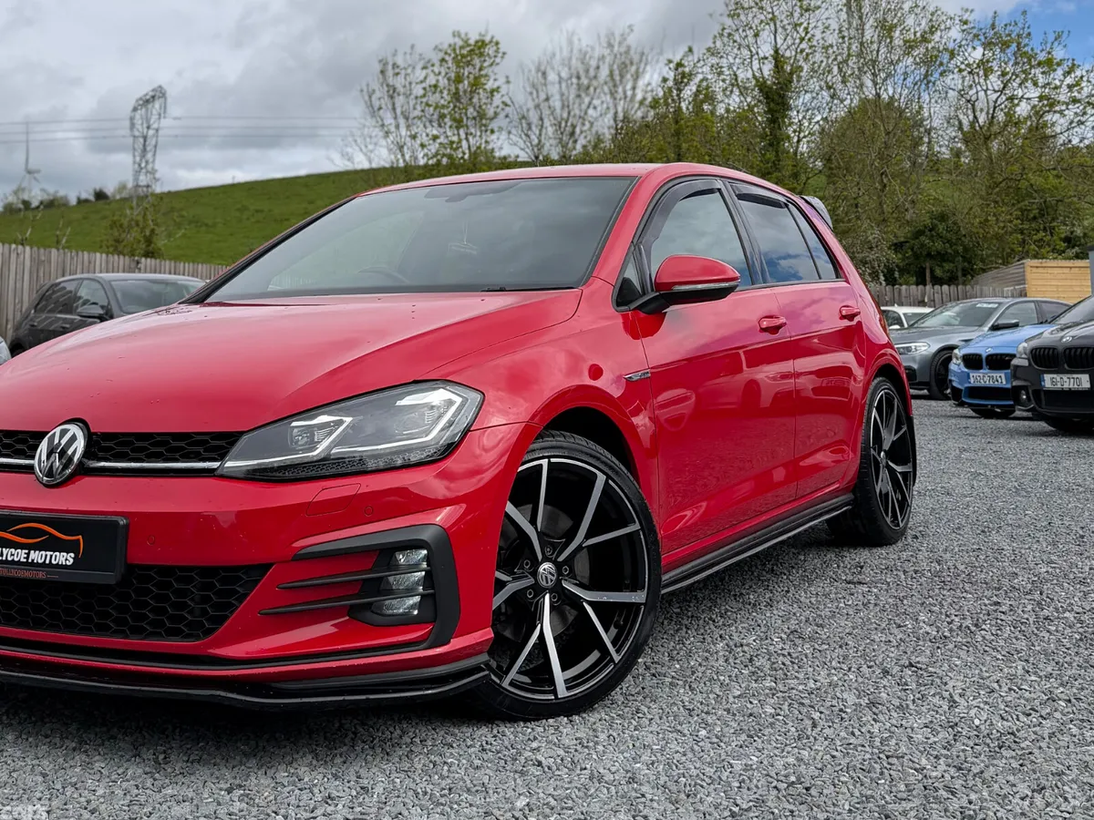 Volkswagen Golf Estate, Diesel, 2018, Red