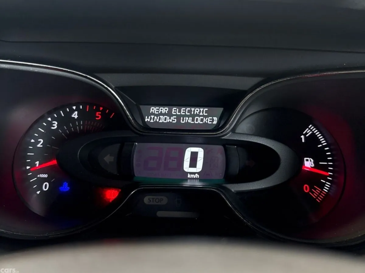 Renault Captur Hatchback, Diesel, 2019, Grey