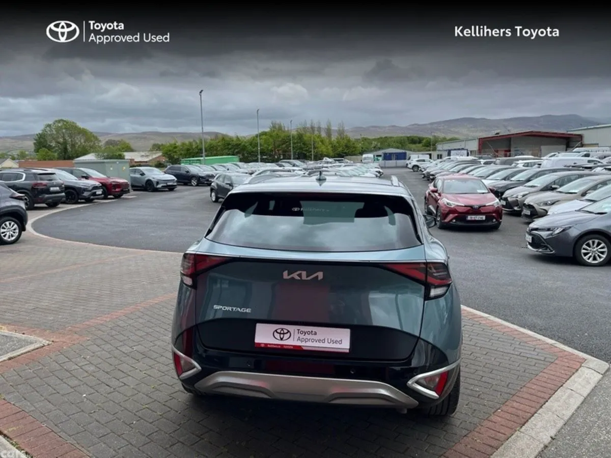 Kia Sportage MPV, Diesel, 2022, Grey
