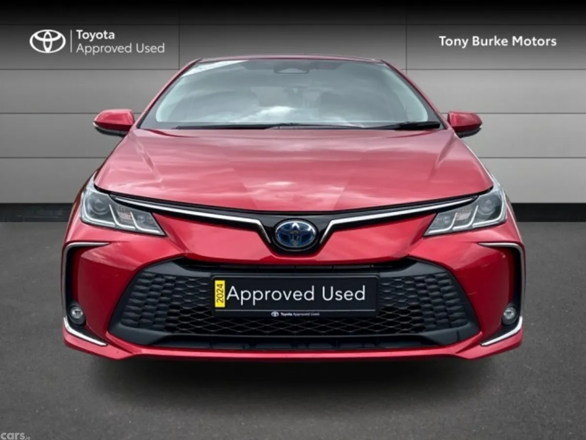 Toyota Corolla Saloon, Petrol Hybrid, 2024, Red