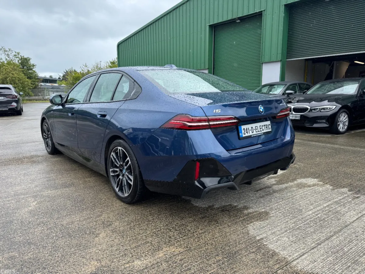 BMW i5 Saloon, Electric, 2024, Blue