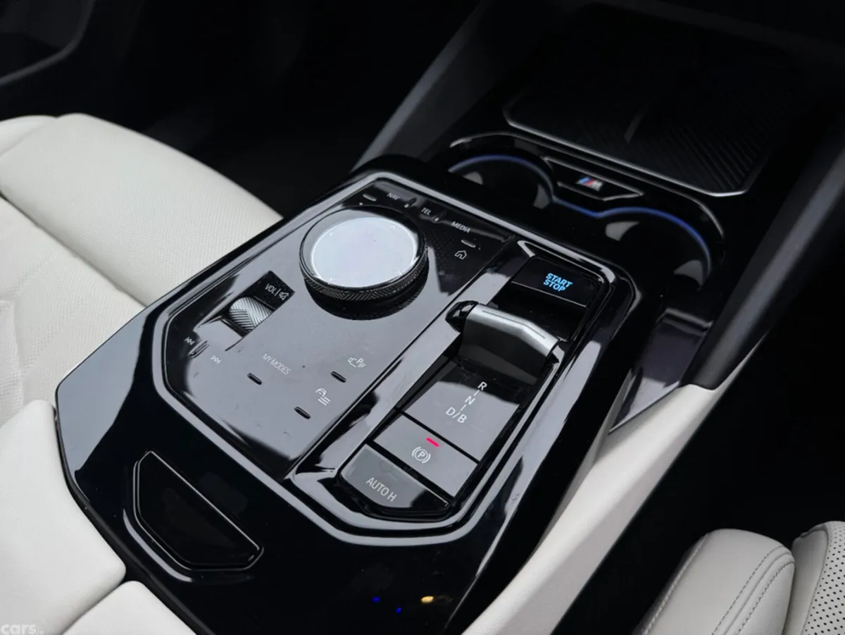 BMW i5 Saloon, Electric, 2024, Blue