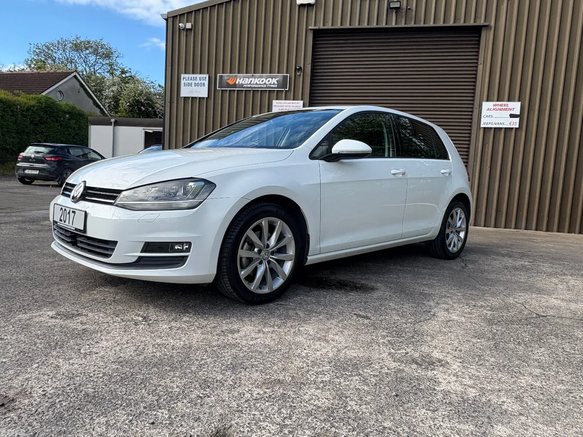 Volkswagen Golf Hatchback, Petrol, 2017, White