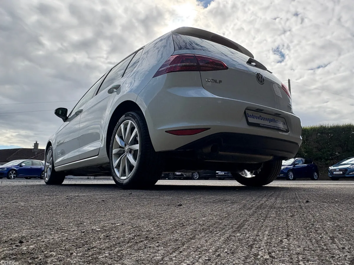 Volkswagen Golf Hatchback, Petrol, 2017, White