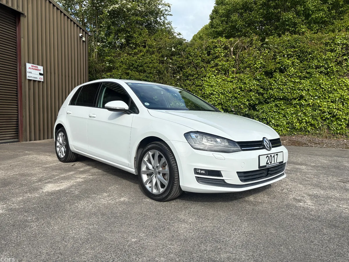 Volkswagen Golf Hatchback, Petrol, 2017, White