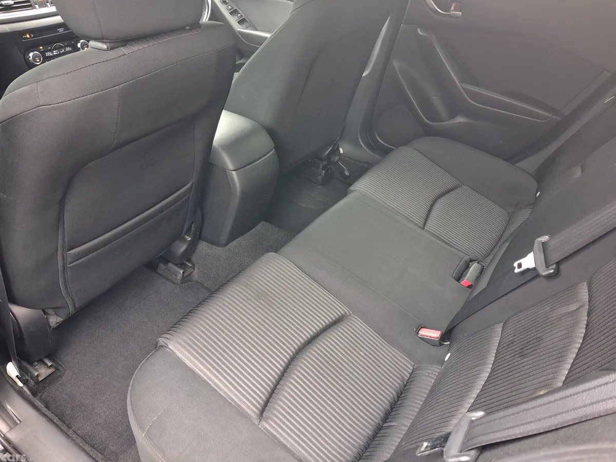 Mazda Mazda3 Hatchback, Diesel, 2014, Black