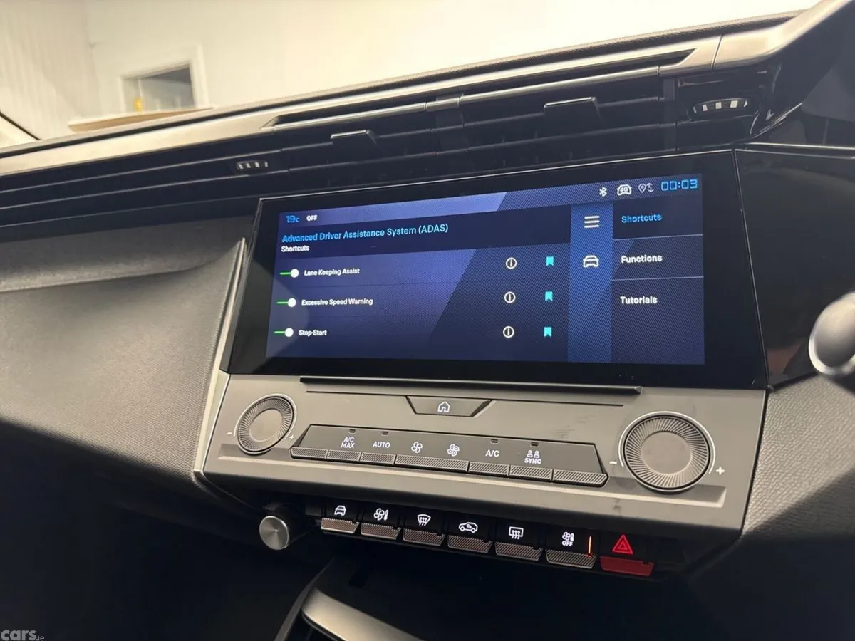 Peugeot 408 Coupe, Petrol Hybrid, 2026, Green