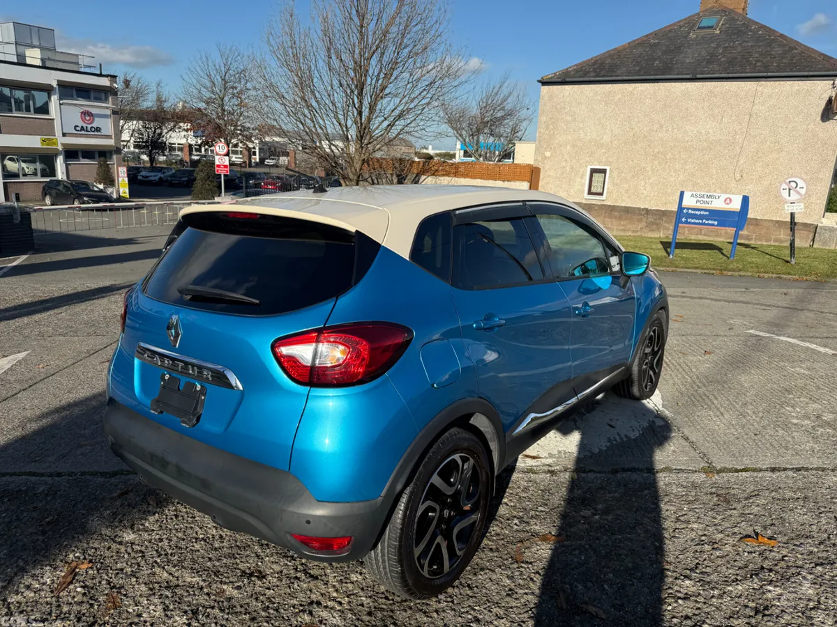 Renault Captur Hatchback, Petrol, 2015, Blue