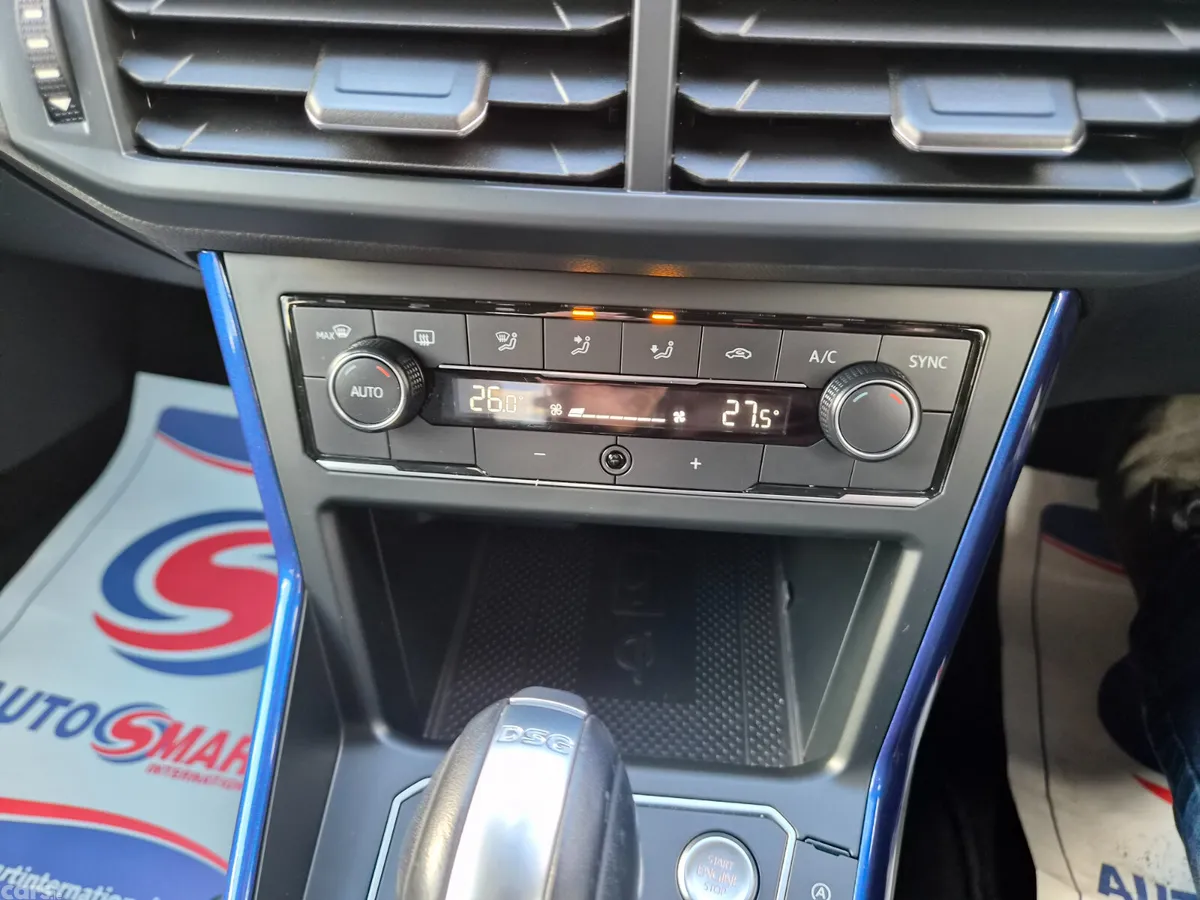 Volkswagen Polo Hatchback, Petrol, 2019, Blue
