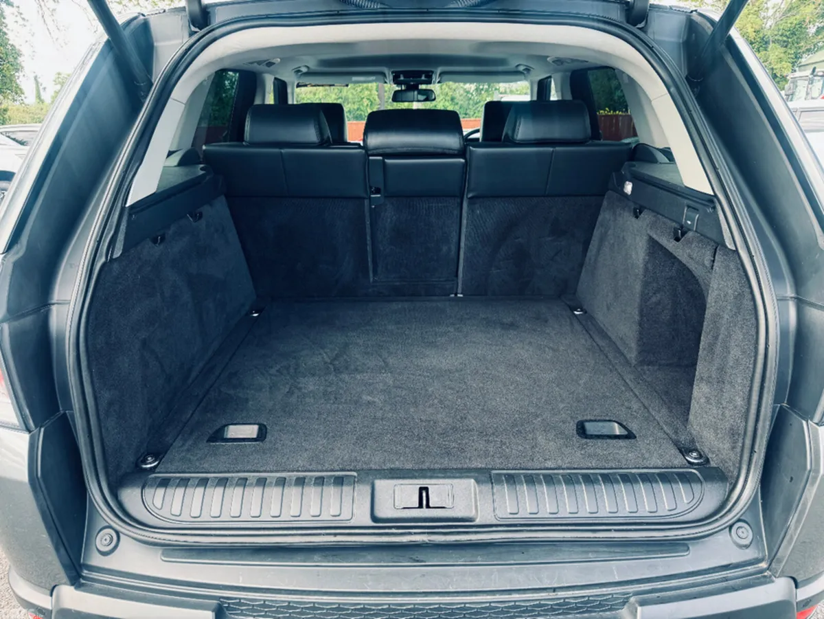 Land Rover Range Rover Sport SUV, Diesel, 2016, Grey
