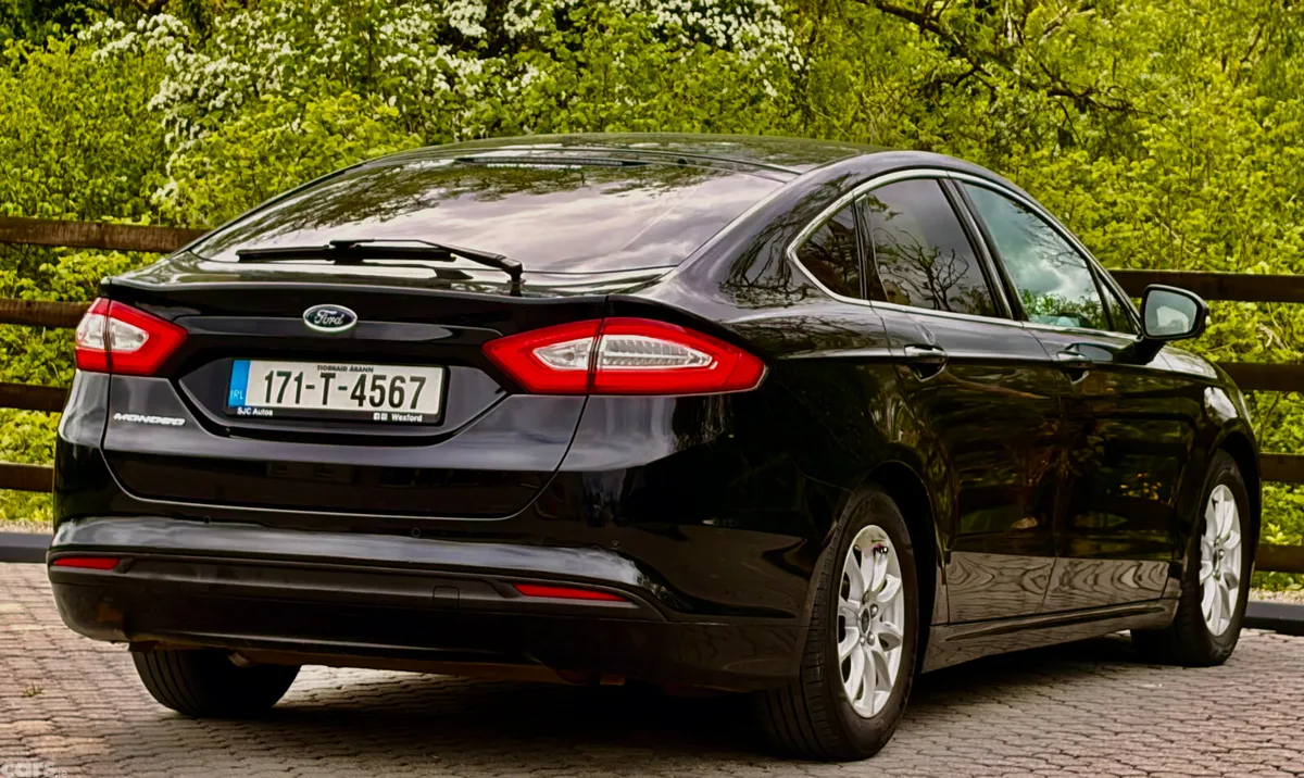 Ford Mondeo Hatchback, Diesel, 2017, Black