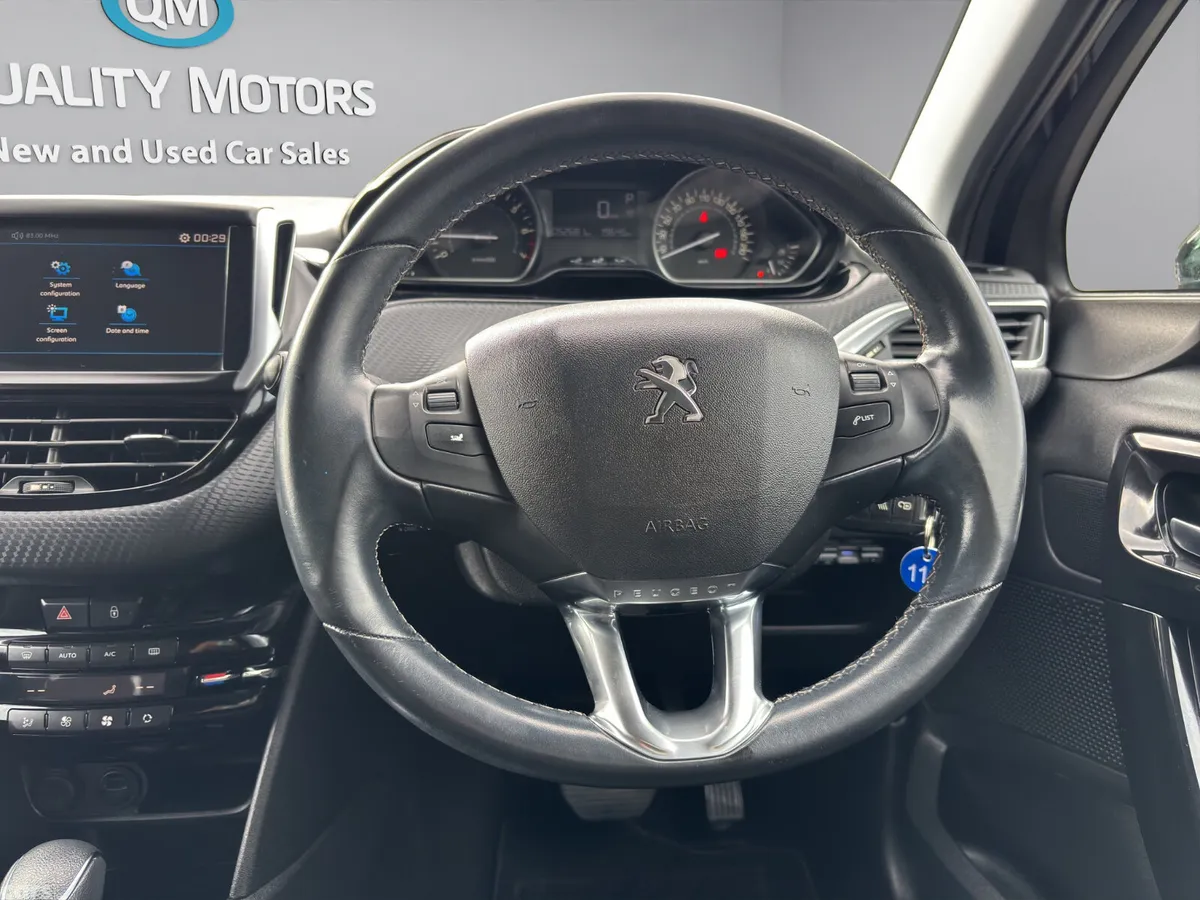 Peugeot 208 Hatchback, Petrol, 2018, Blue