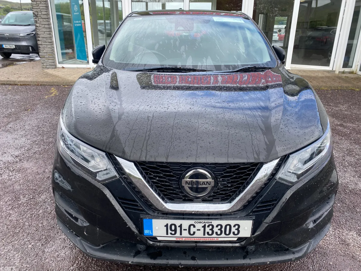 Nissan Qashqai MPV, Diesel, 2019, Black