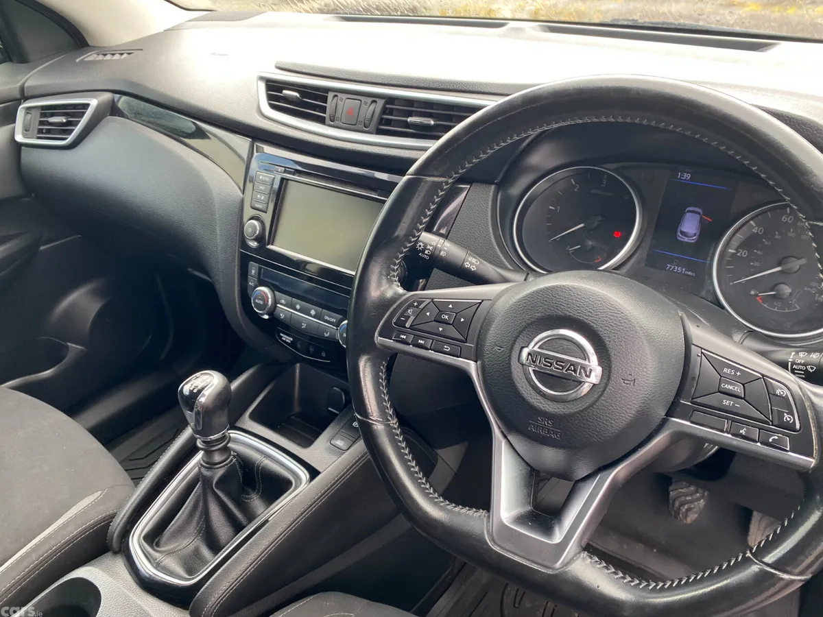 Nissan Qashqai MPV, Diesel, 2019, Black