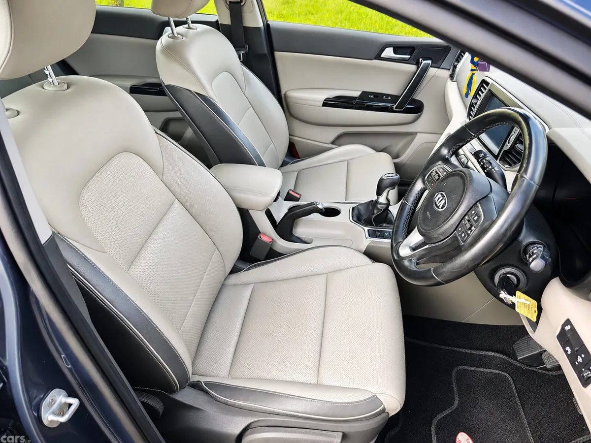 Kia Sportage SUV, Diesel, 2017, Blue