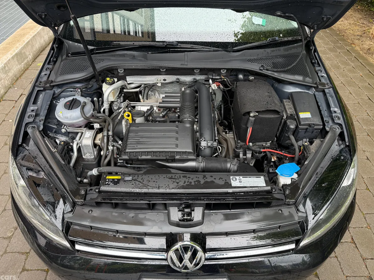 Volkswagen Golf Hatchback, Petrol, 2015, Black