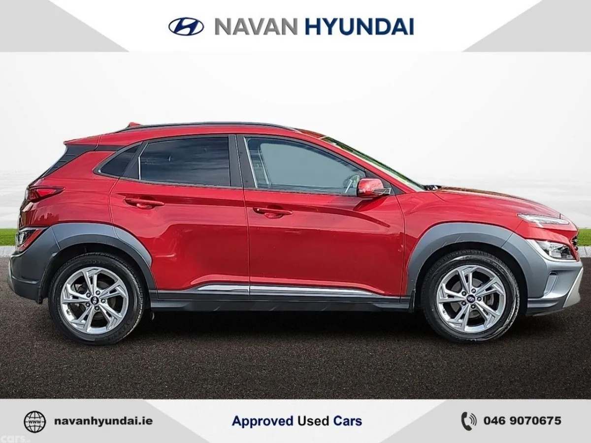 Hyundai KONA MPV, Petrol, 2021, Red