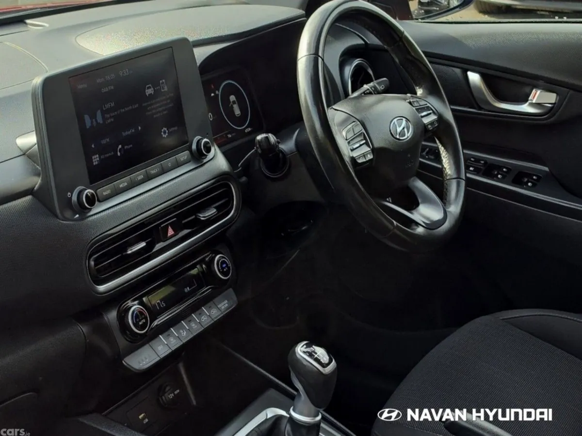 Hyundai KONA MPV, Petrol, 2021, Red