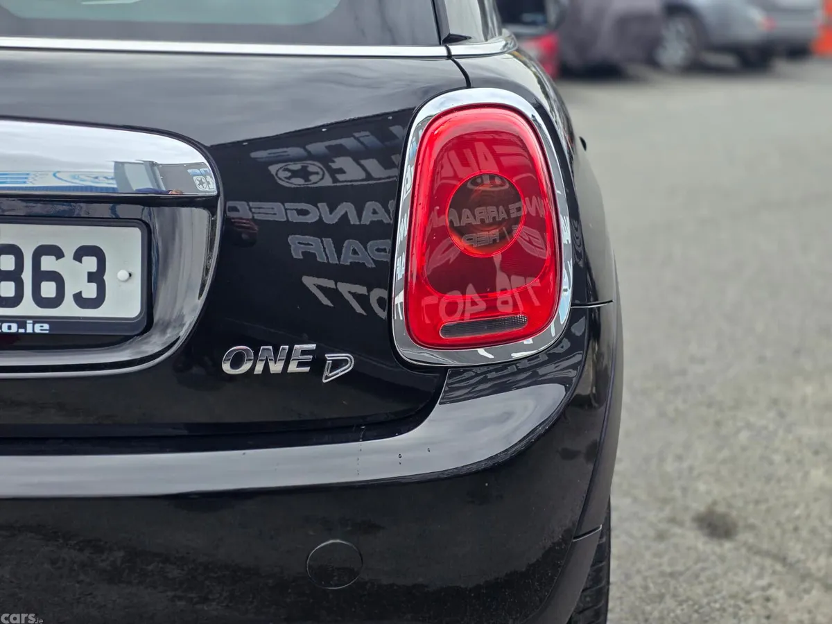 Mini One Hatchback, Diesel, 2015, Black