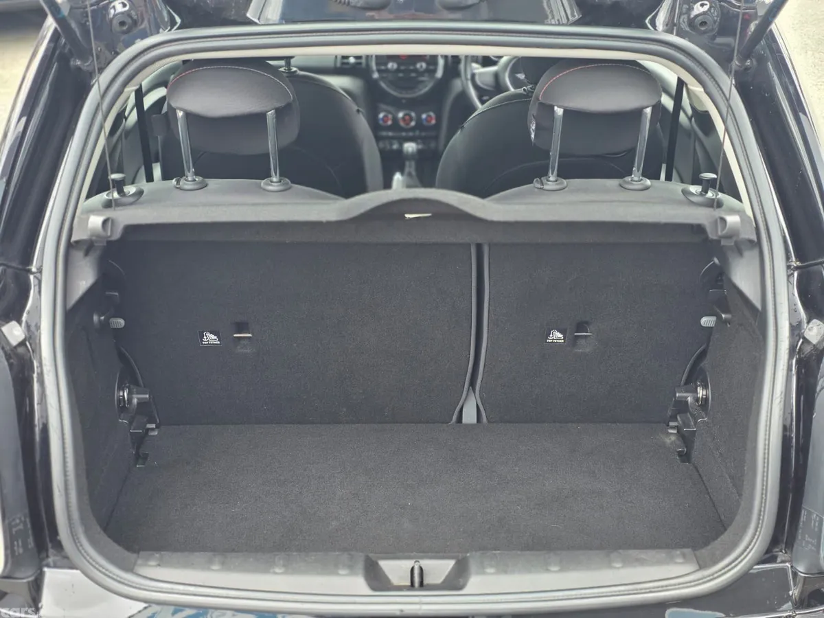 Mini One Hatchback, Diesel, 2015, Black