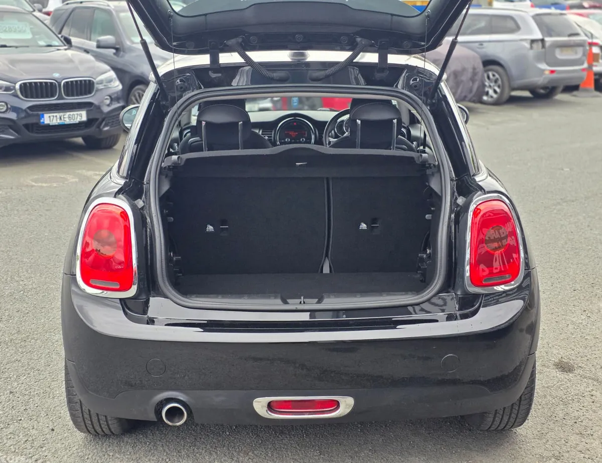 Mini One Hatchback, Diesel, 2015, Black