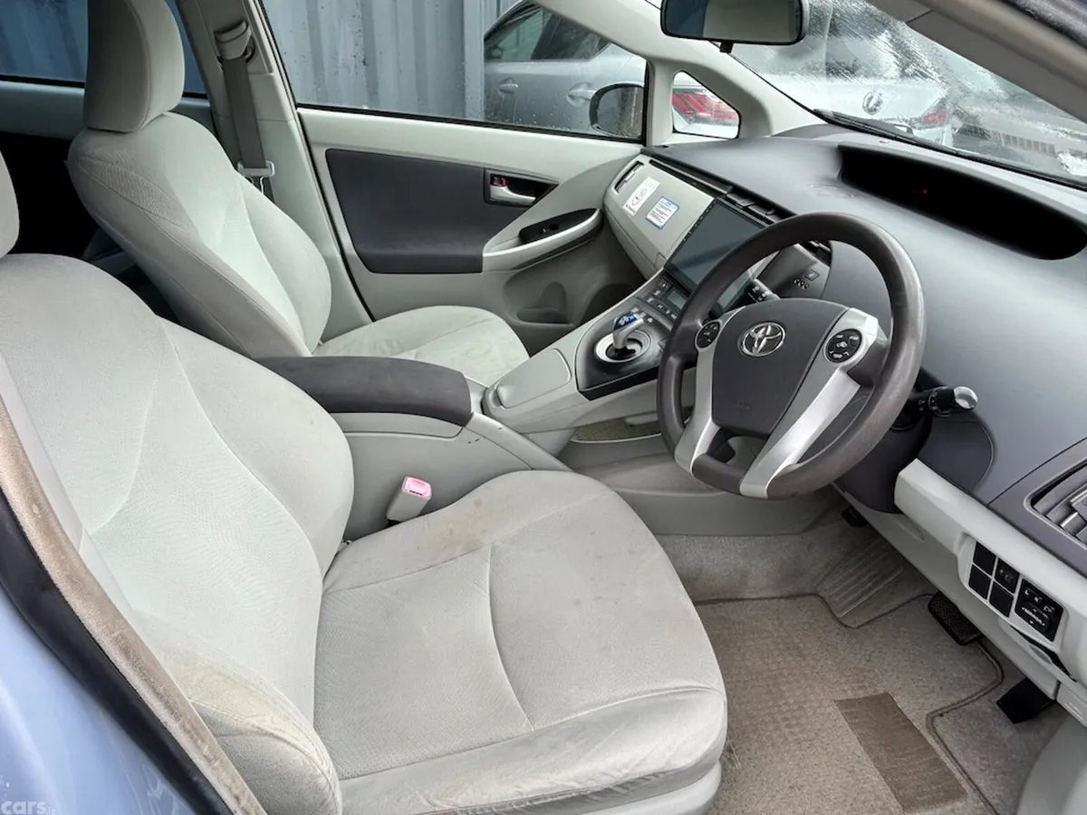 Toyota Prius Saloon, Petrol Hybrid, 2010, Blue