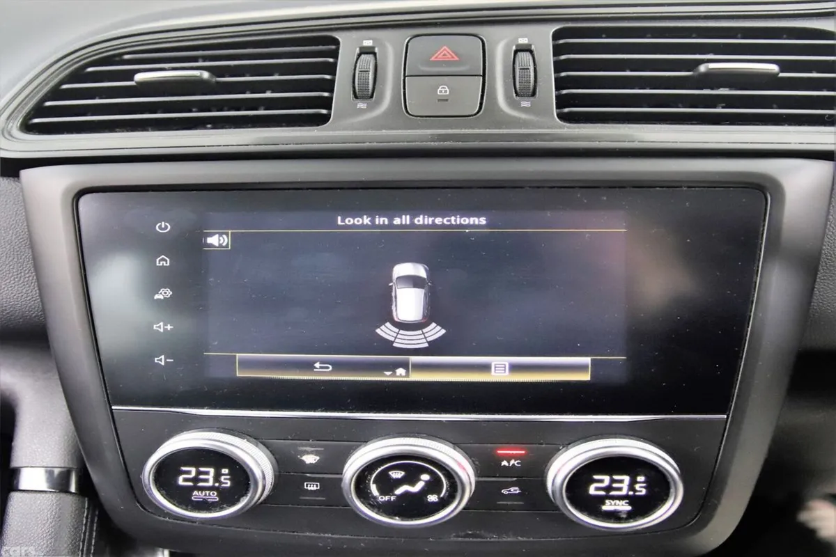 Renault Kadjar SUV, Diesel, 2021, White