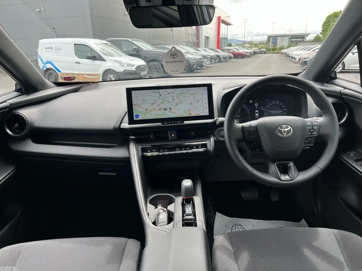 Toyota C-HR SUV, Petrol Hybrid, 2024, Blue