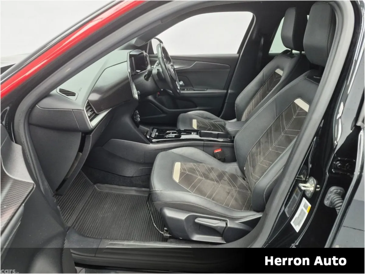 Opel Mokka SUV, Petrol, 2023, Black