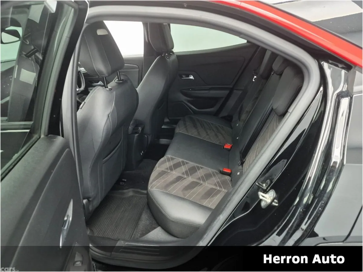 Opel Mokka SUV, Petrol, 2023, Black