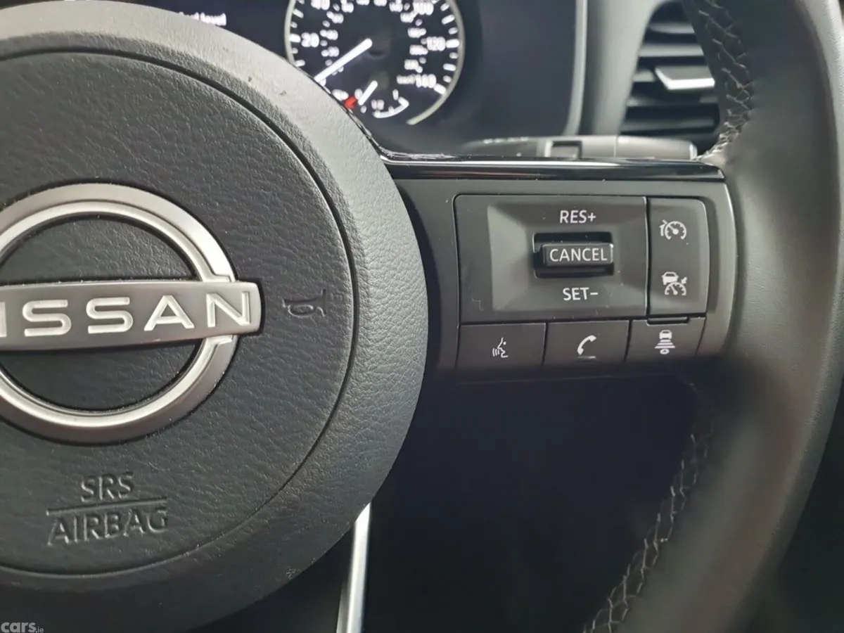 Nissan Qashqai SUV, Petrol Hybrid, 2024, Silver