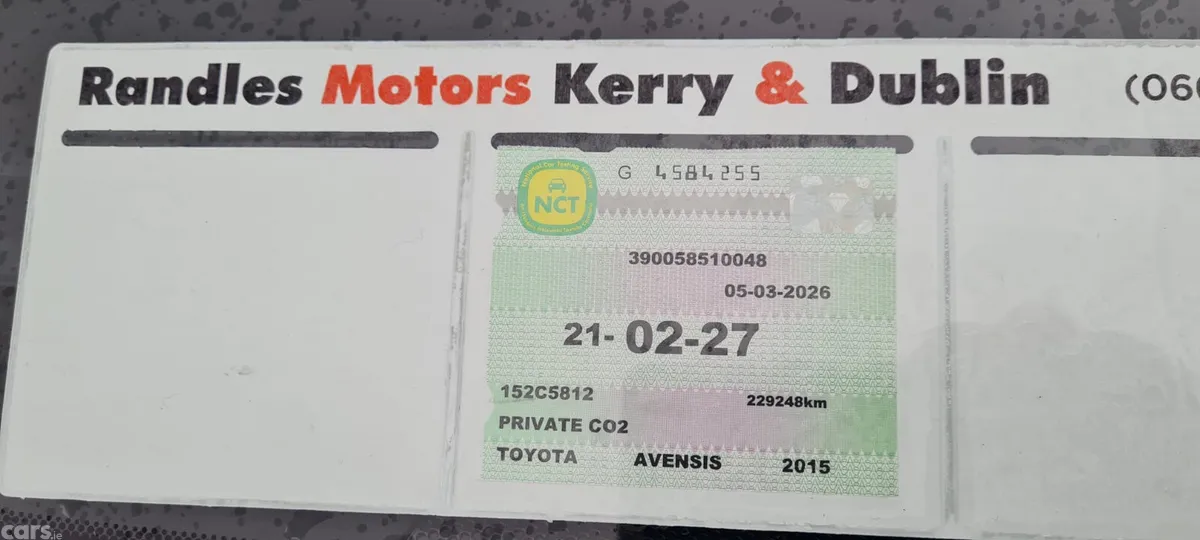 Toyota Avensis Saloon, Diesel, 2015, Bronze