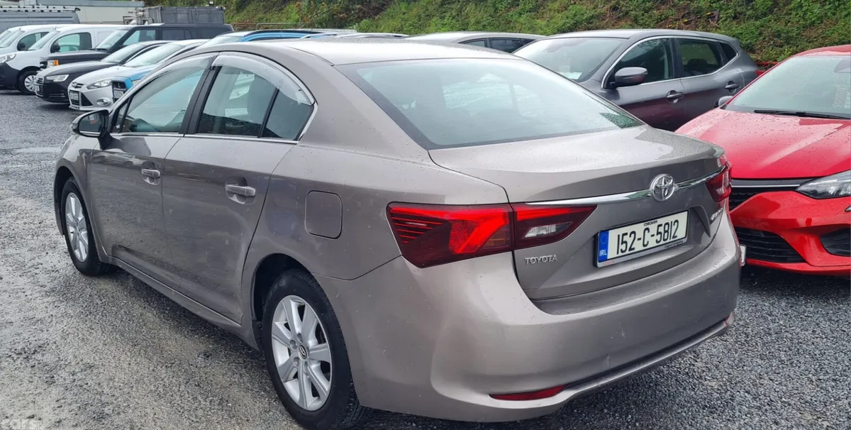 Toyota Avensis Saloon, Diesel, 2015, Bronze