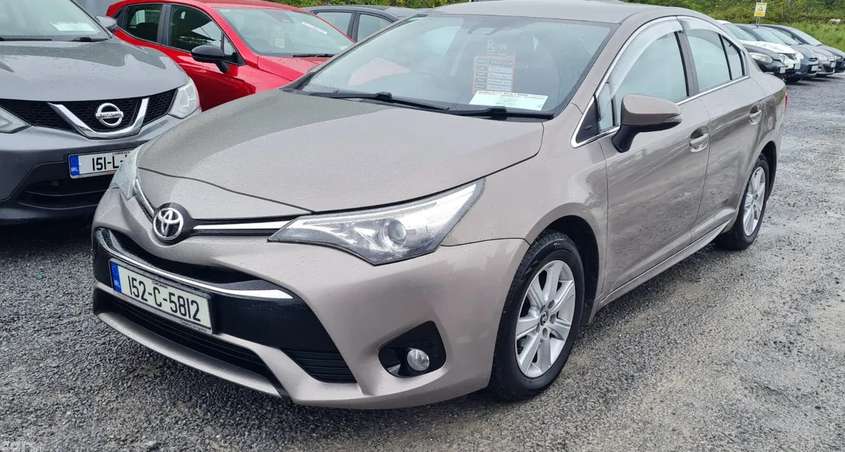 Toyota Avensis Saloon, Diesel, 2015, Bronze