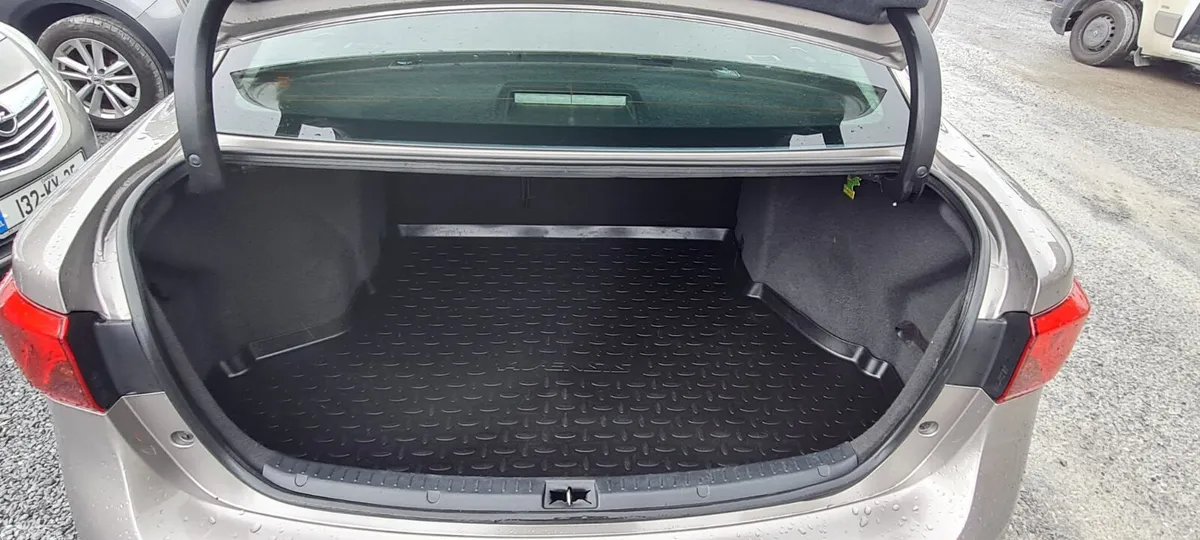 Toyota Avensis Saloon, Diesel, 2015, Bronze