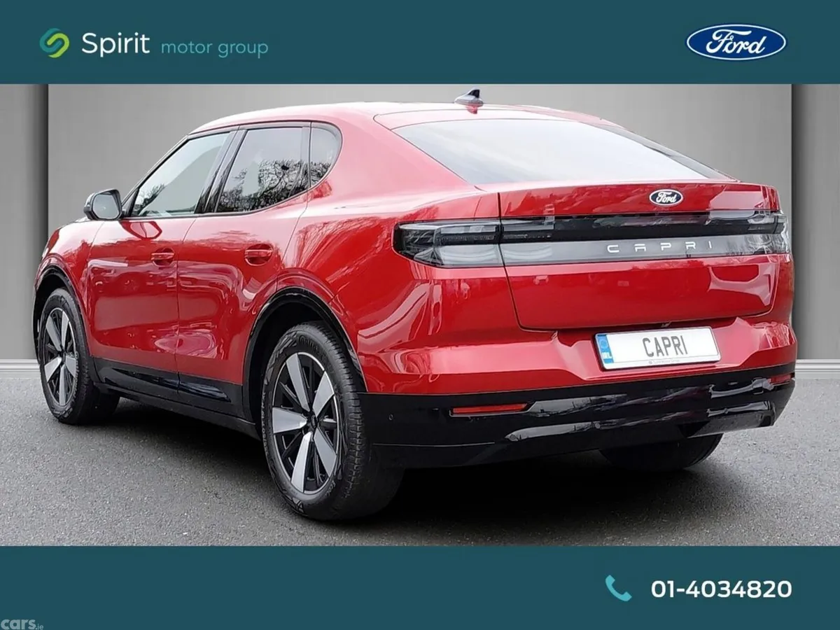 Ford Capri MPV, Electric, 2026, Red