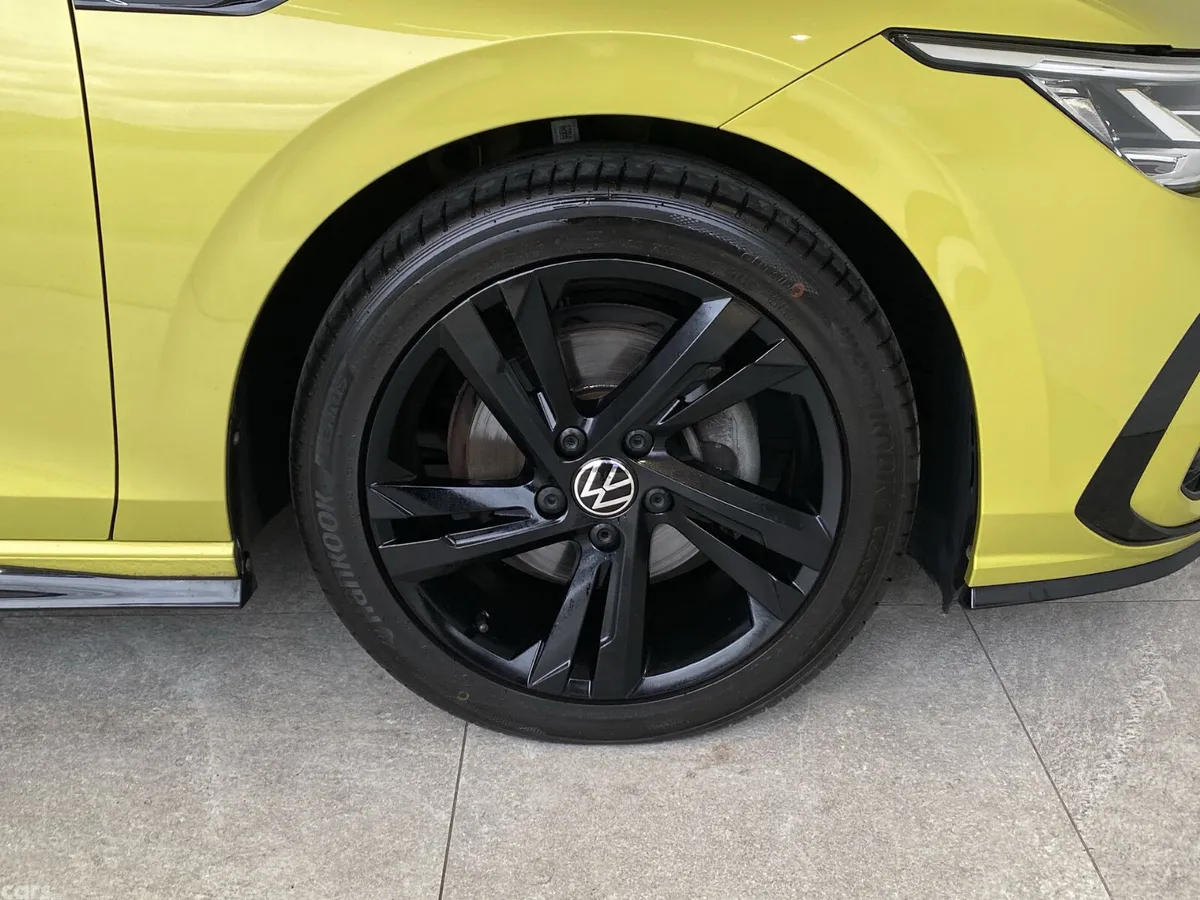 Volkswagen Golf Hatchback, Petrol Hybrid, 2021, Yellow
