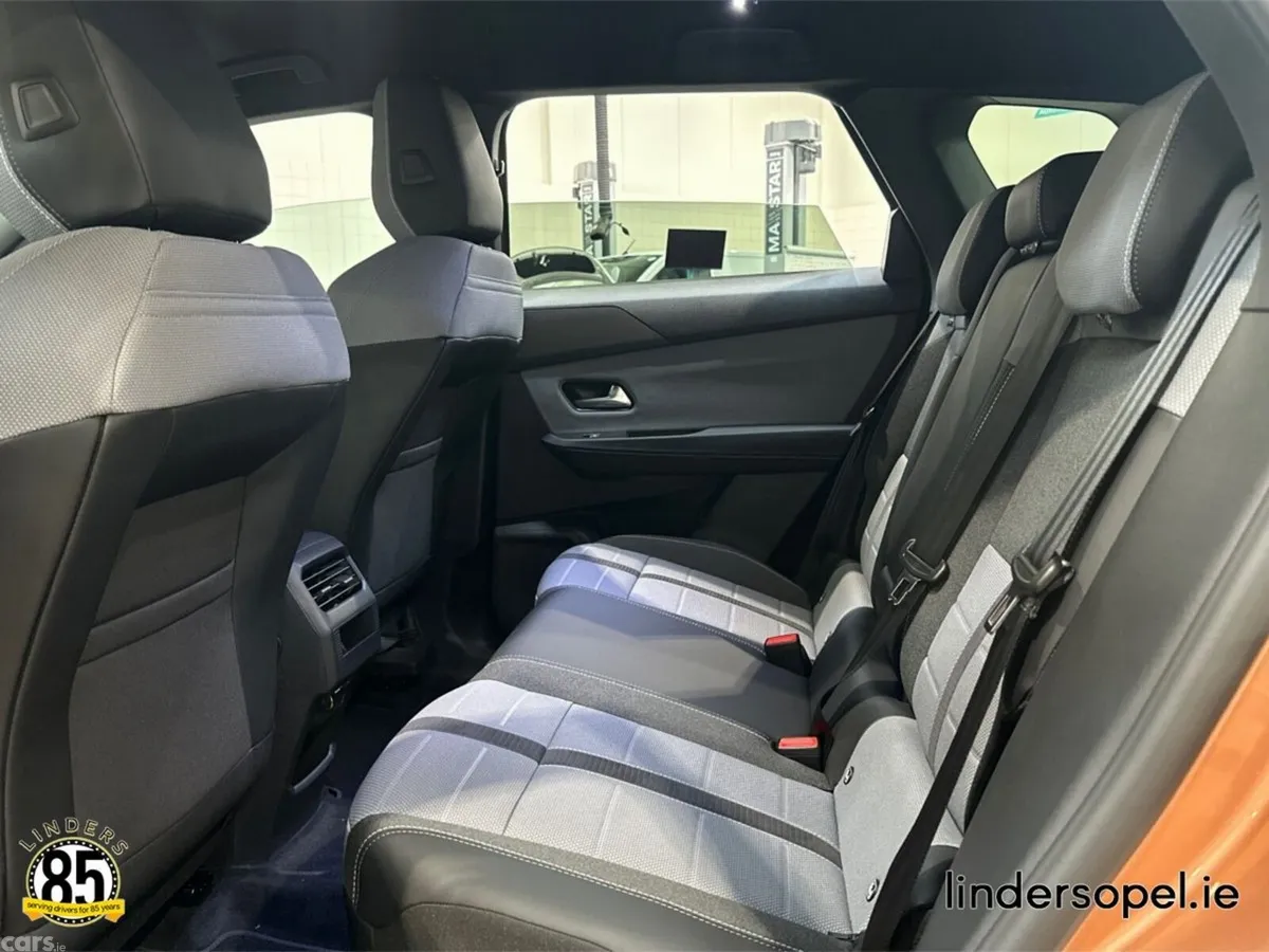 Opel Grandland SUV, Electric, 2026, Orange