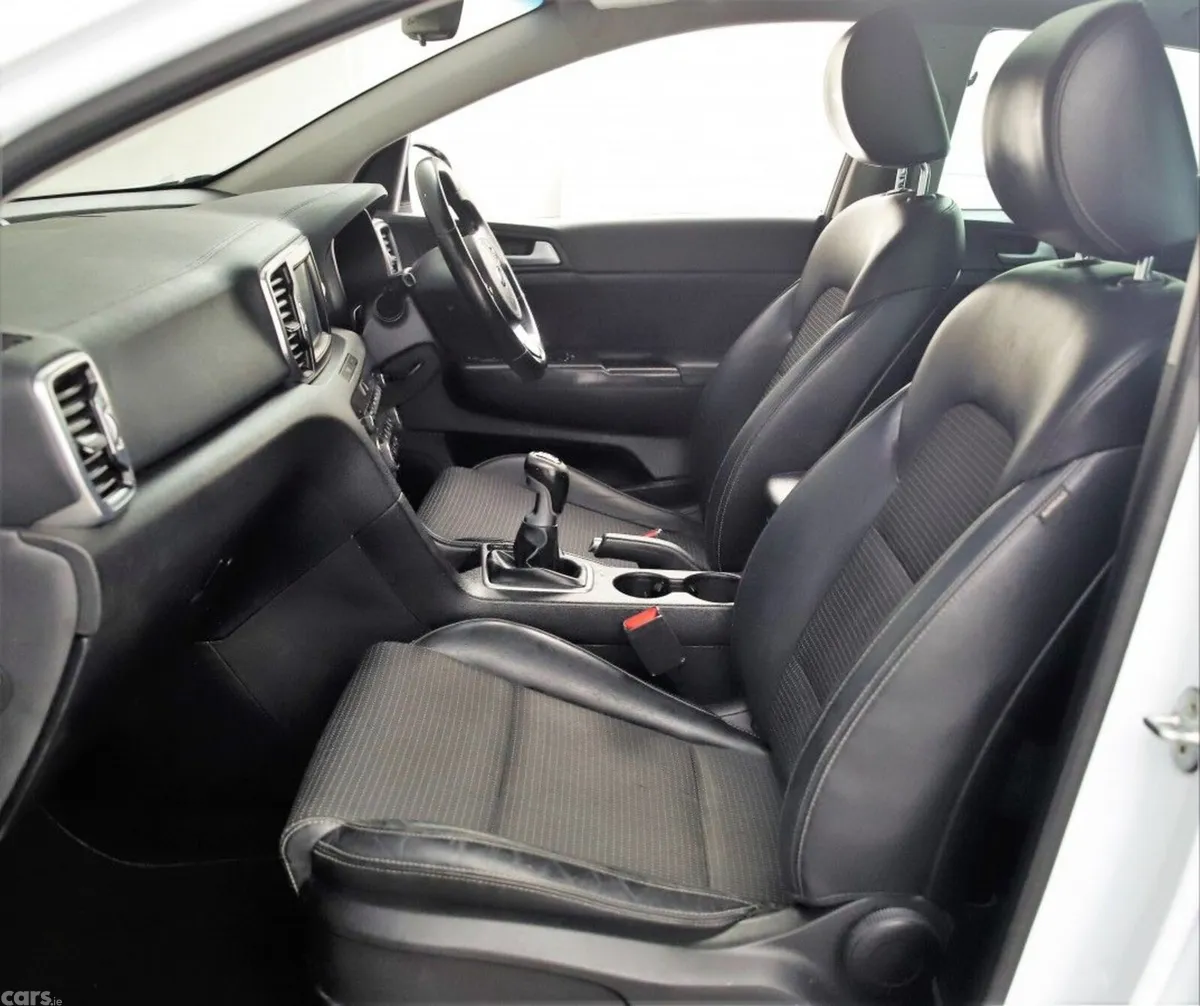 Kia Sportage SUV, Diesel, 2016, White