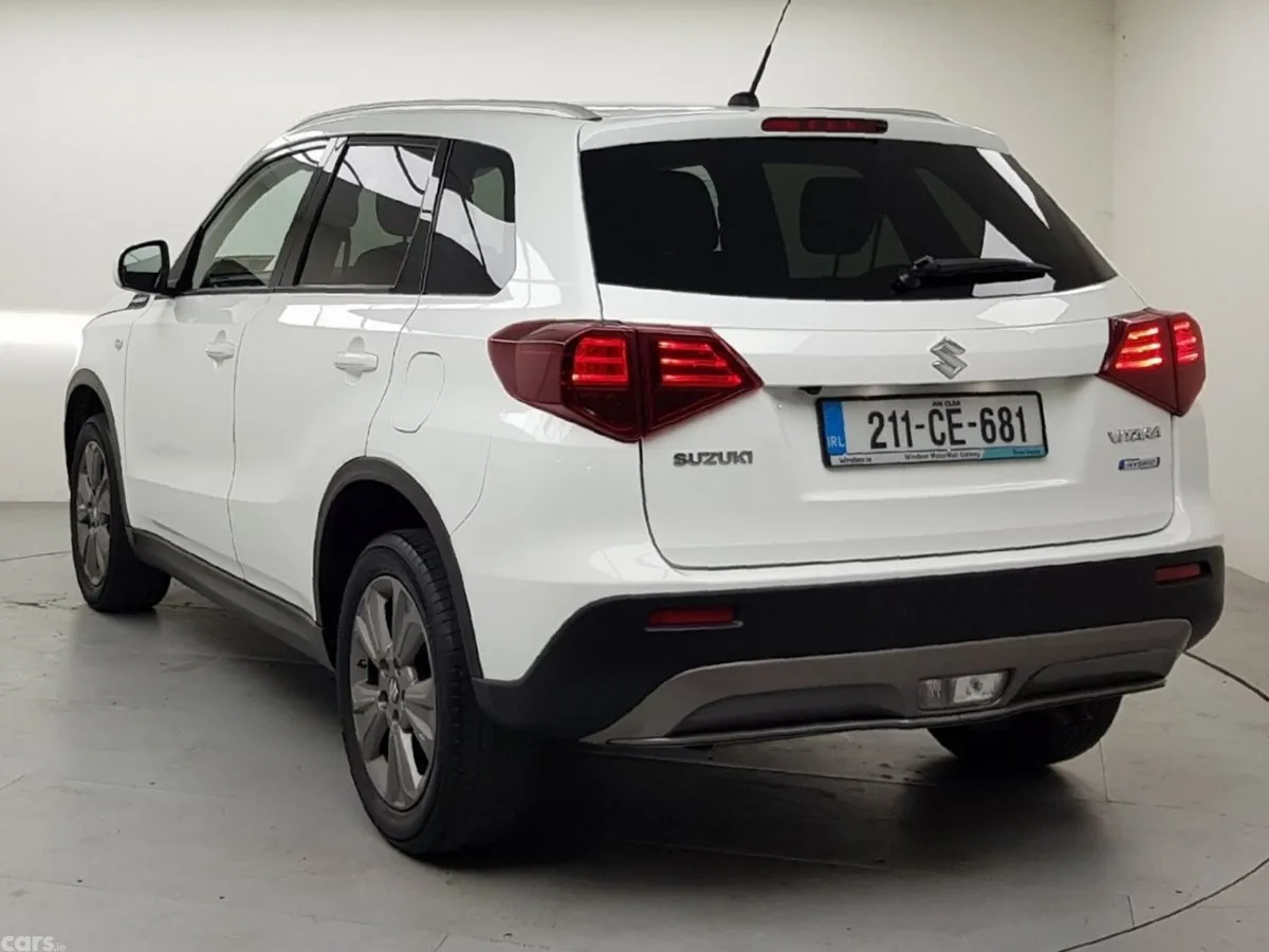 Suzuki Vitara SUV, Petrol Hybrid, 2021, White