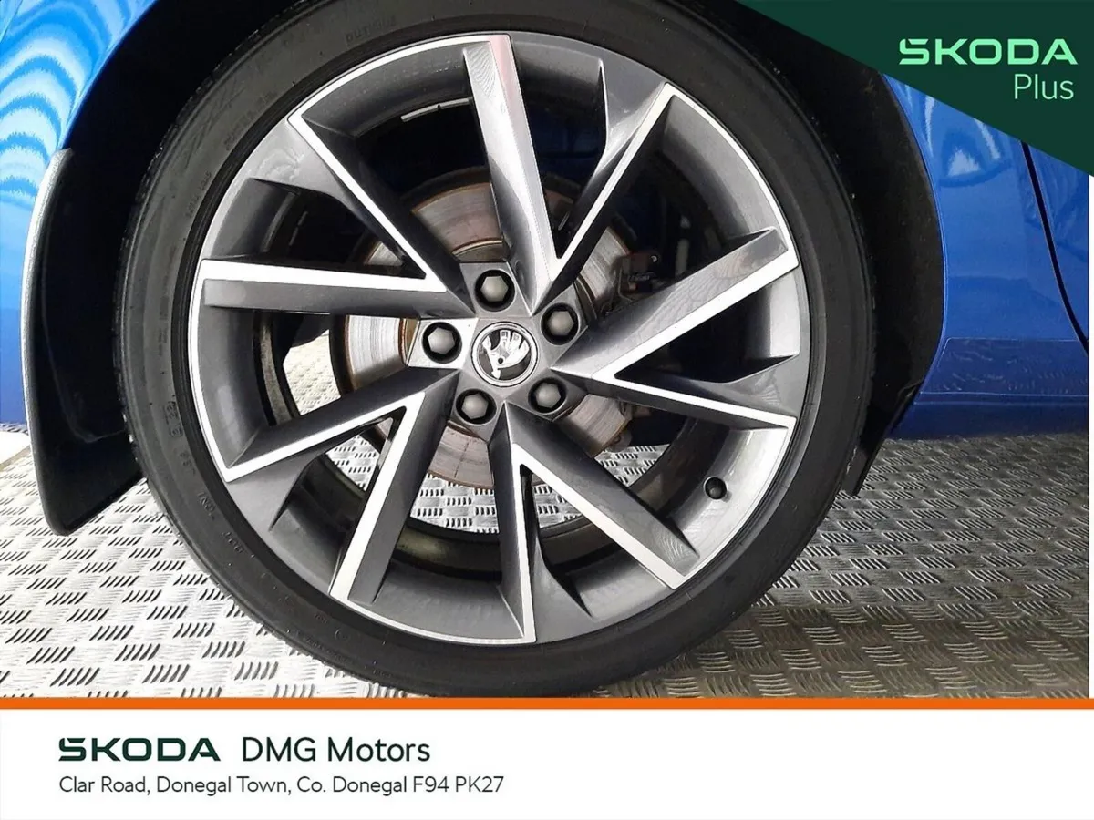 Skoda Superb Saloon, Diesel, 2023, Blue