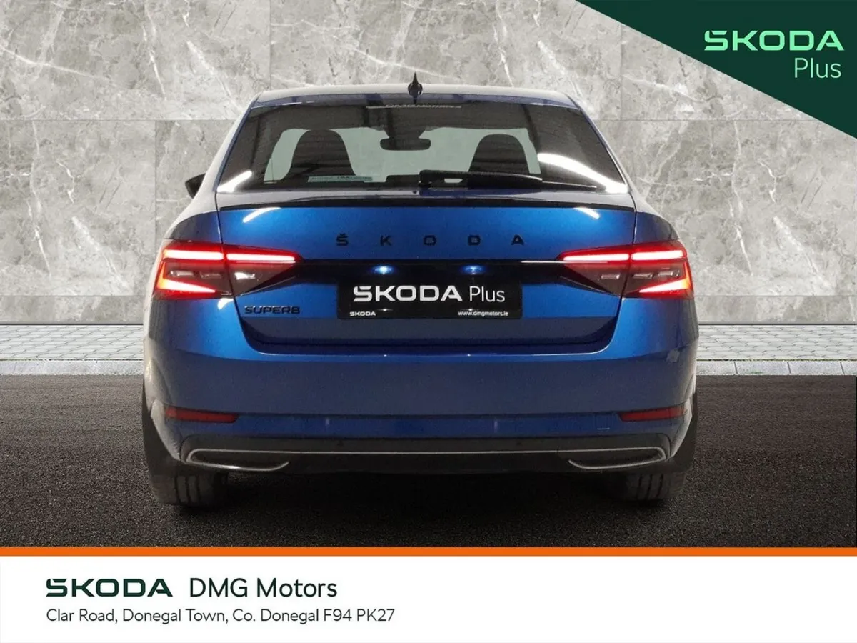 Skoda Superb Saloon, Diesel, 2023, Blue
