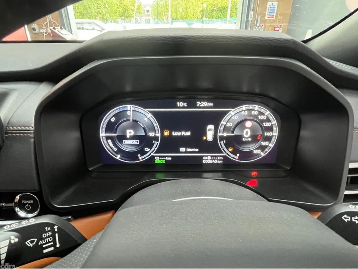 Mitsubishi Outlander SUV, Petrol Plug-in Hybrid, 2024, White