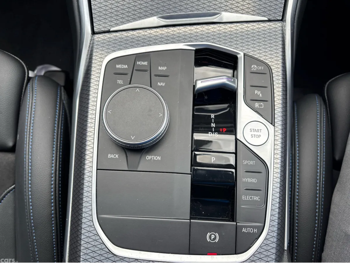 BMW 3-Series Saloon, Petrol Plug-in Hybrid, 2024, Grey