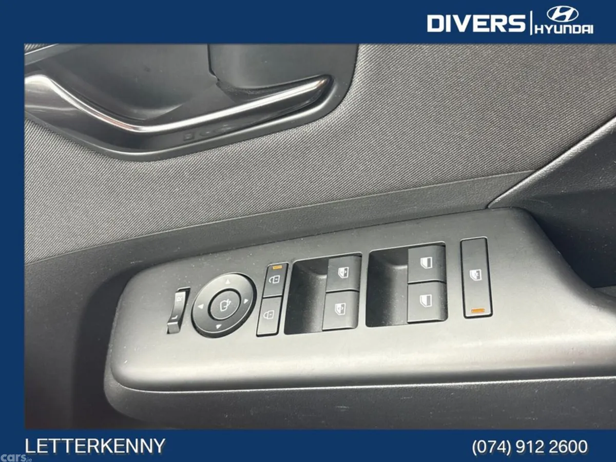 Hyundai KONA MPV, Petrol, 2024, White