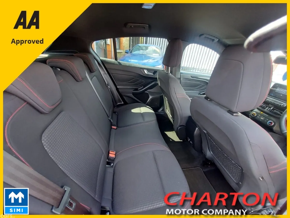 Ford Focus Hatchback, Diesel, 2020, Red