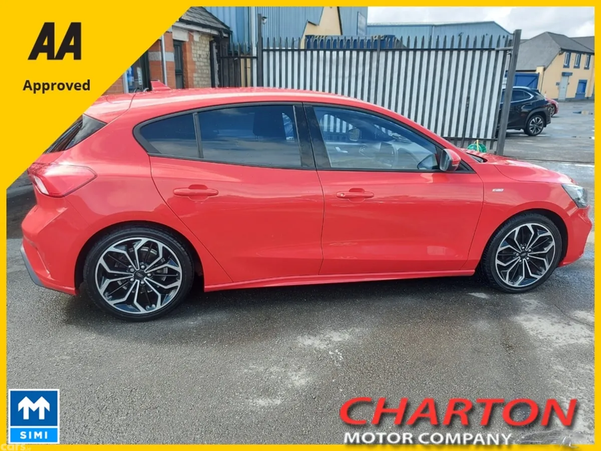 Ford Focus Hatchback, Diesel, 2020, Red