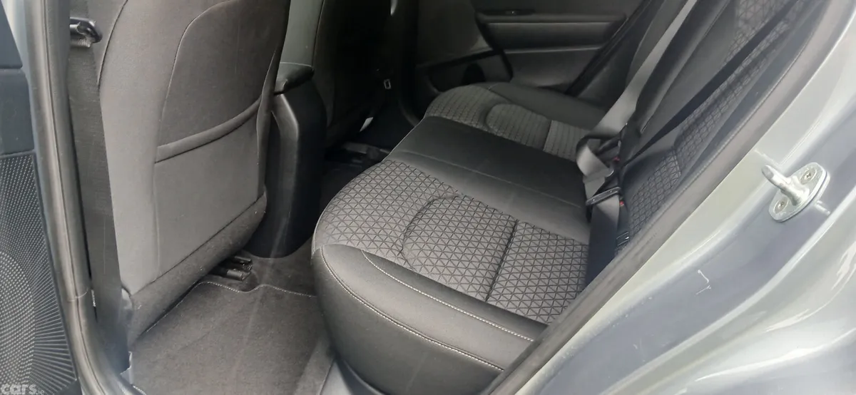 Kia XCeed Hatchback, Petrol, 2021, Silver