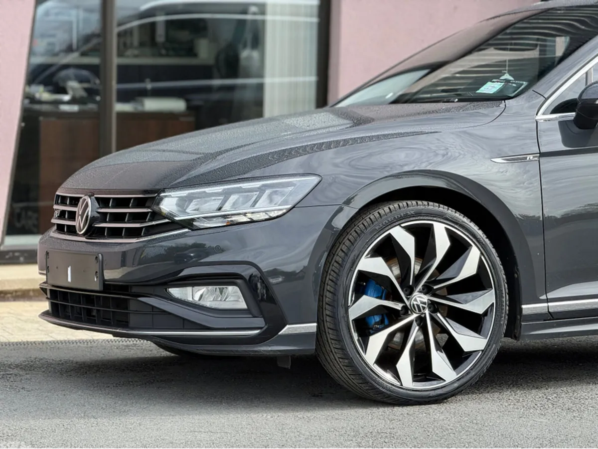 Volkswagen Passat Estate, Diesel, 2020, Grey