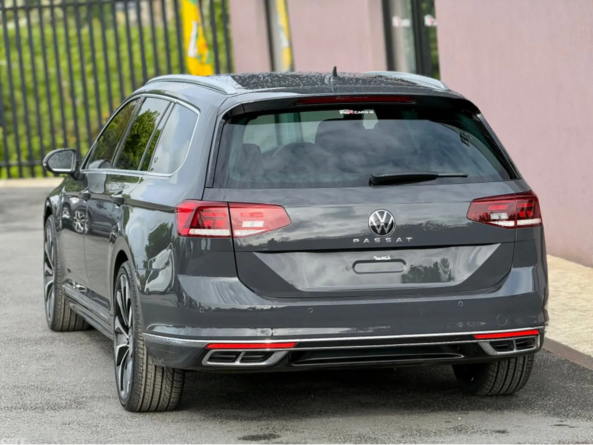Volkswagen Passat Estate, Diesel, 2020, Grey